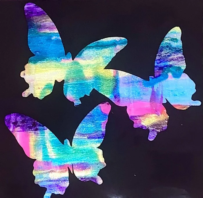 Floating 4 by Wendy Mataija